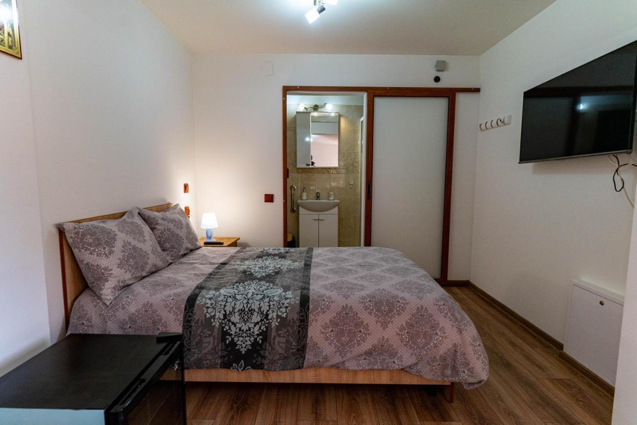 La Bebe 2 Beds Apartment Хунедоара Екстериор снимка