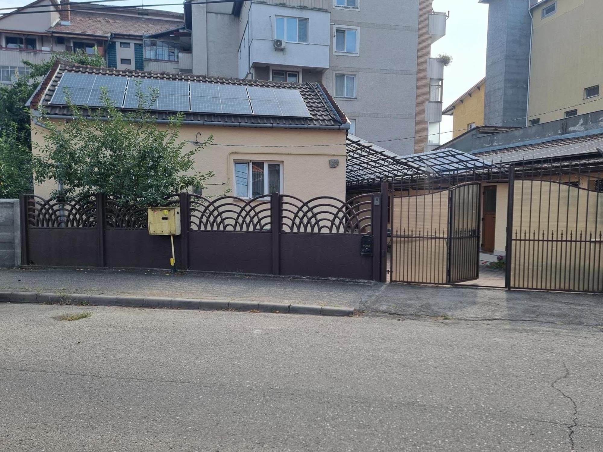 La Bebe 2 Beds Apartment Хунедоара Екстериор снимка