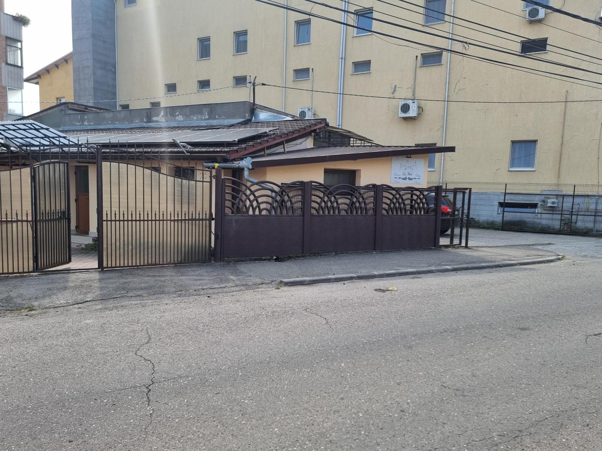 La Bebe 2 Beds Apartment Хунедоара Екстериор снимка